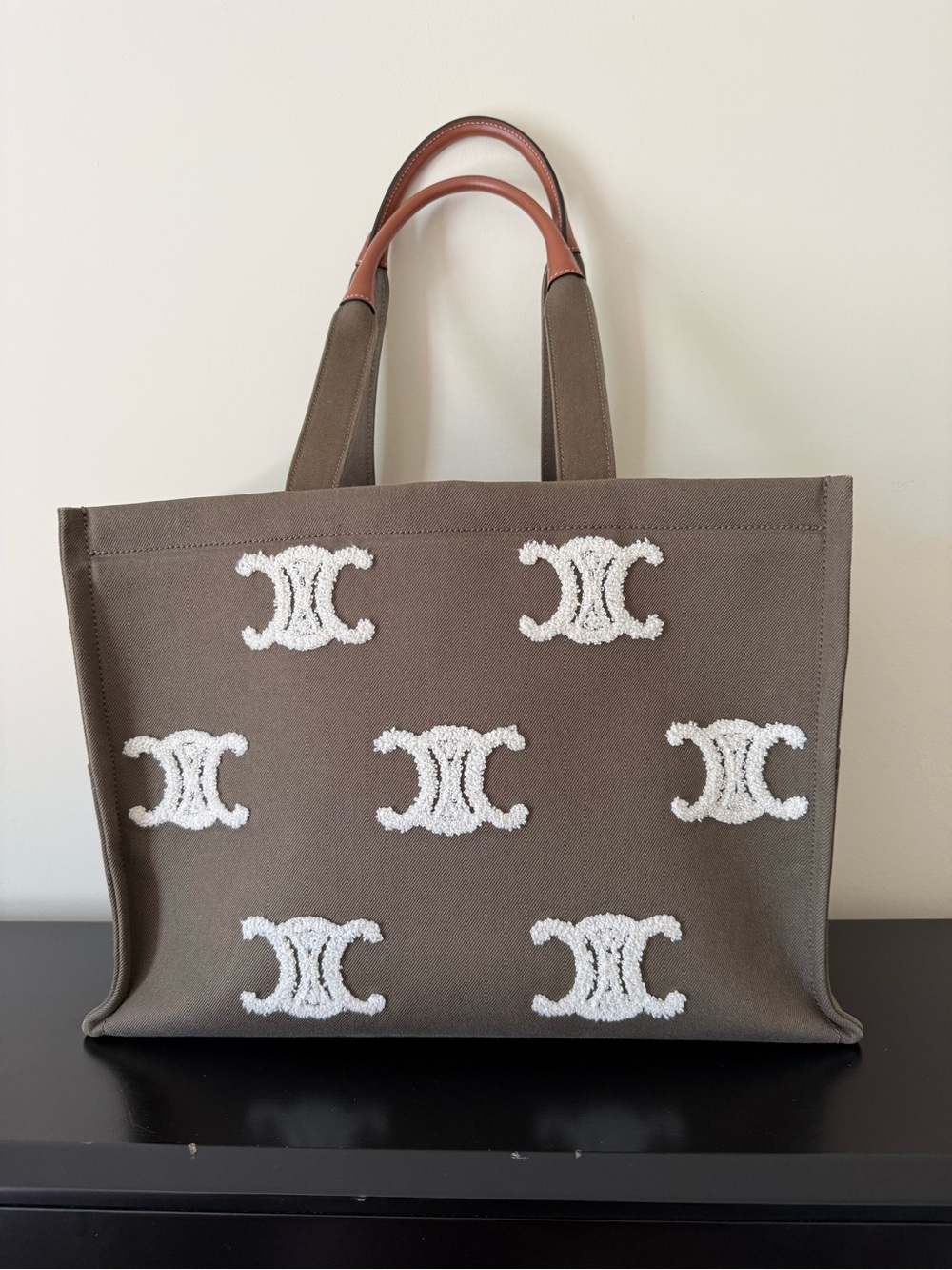 Celine Triomphe Cabas Large - Khaki with Cream Motifs - Picture 3 of 11